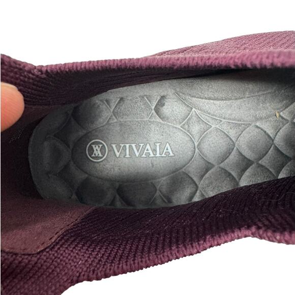 Women's Burgundy Ankle Boots - Picture 7 of 10